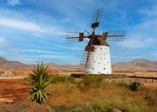 20110626_-D3S_Windmill_Fuerteventura_K103460-C